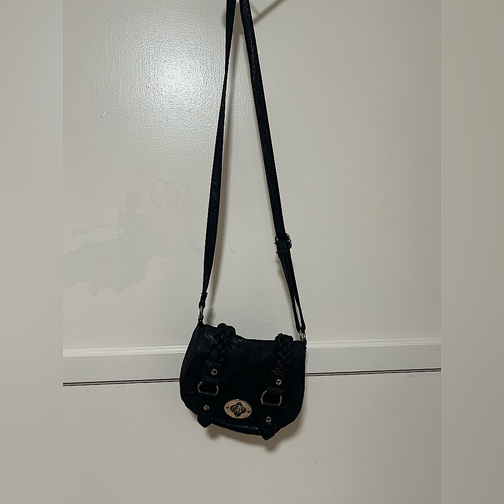 Cesca Bag| Black Leather Look Crossbody with braided design